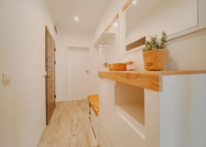 Avenue Center Sea Garden Apartment